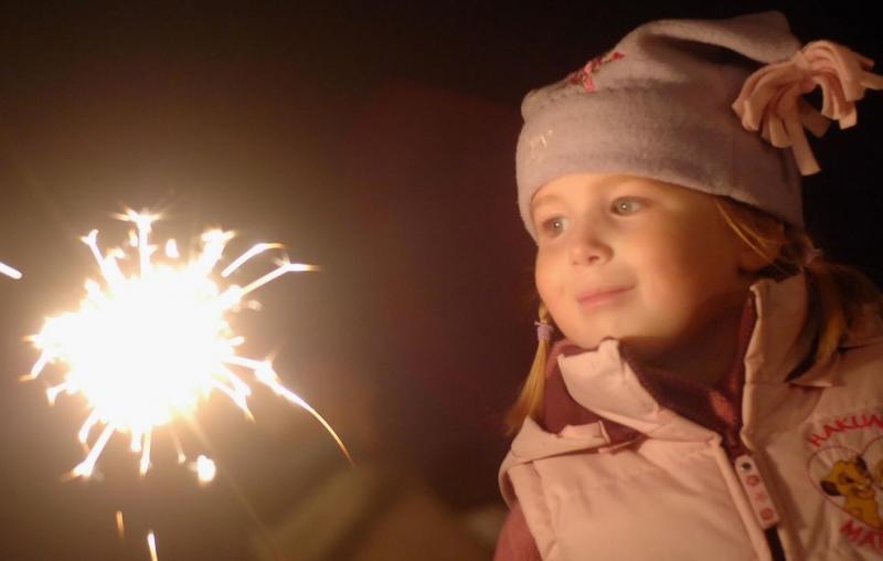 Ура, каникулы! Пиротехника, которую можно запускать с детьми - Приморск Ленинградская область | primorskleningradskaya.salutsklad.ru